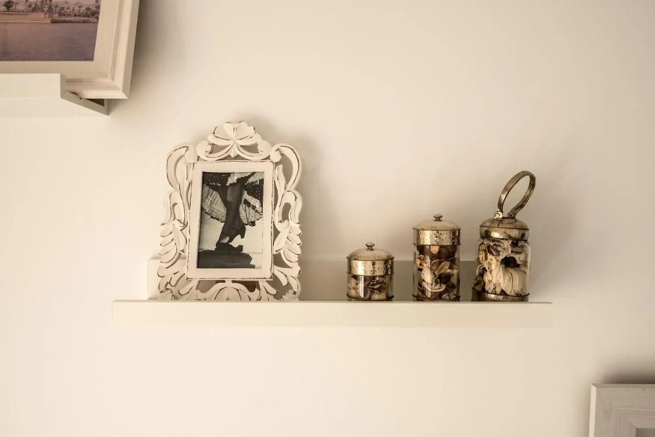 Apartment Una Experiencia Diferente En El Corazon De Triana Seville Spain